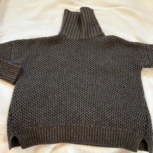 Knit sweater in good condition